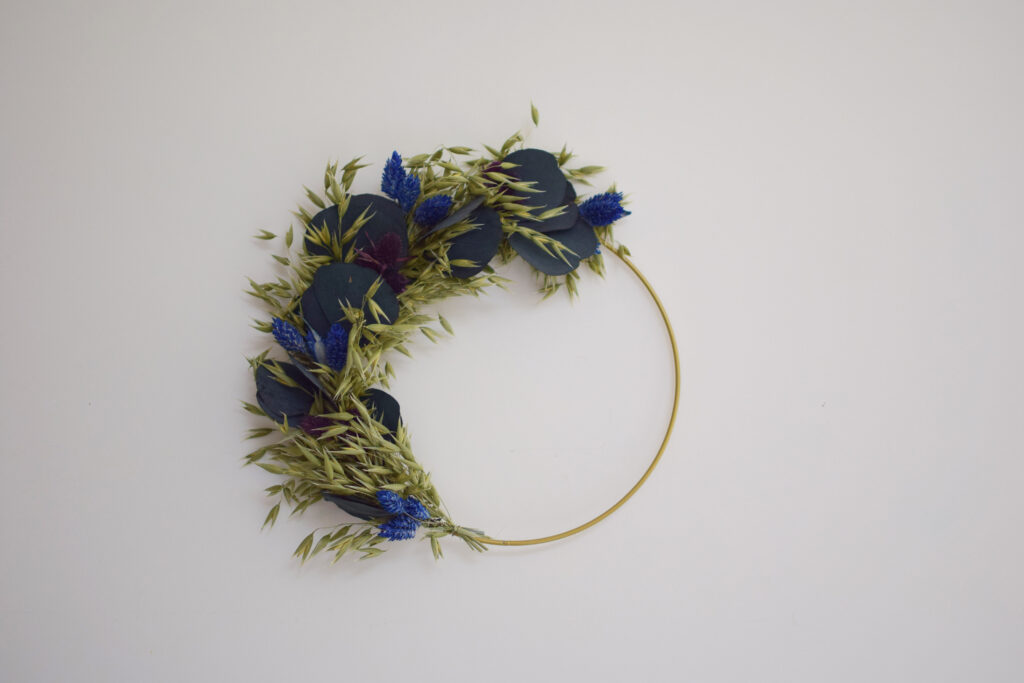Box de septembre : Couronne de fleurs séchées - hello kit