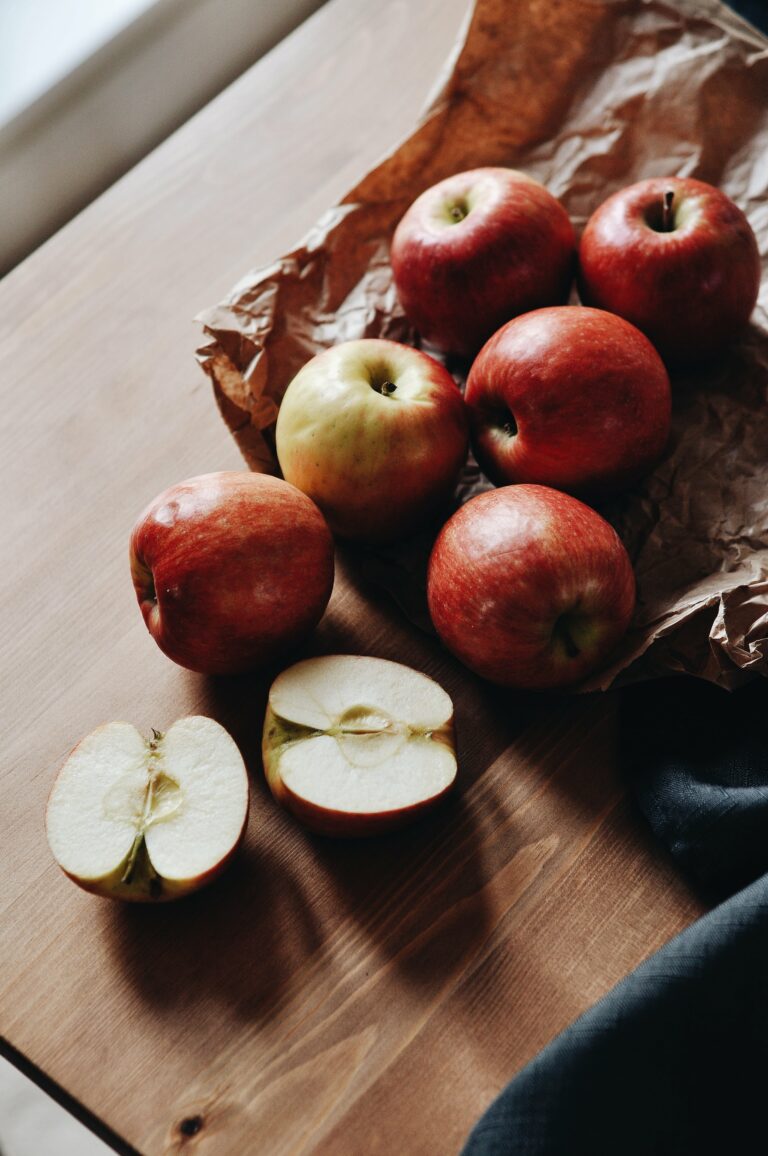 pomme- coing- fruits de saison- septembre- bucket- list- recette- hello kit- intention- diy- slow- tarte aux pommes