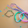 perles- heishi- diy- do it yourself- carte mantra- citation- rose- vert- ciseaux- tuto- atelier- loisirs créatifs- activités manuelles- aout- box- kit- kits- tutos- hello kit- juillet- activités enfants- filles- idées cadeaux- coffret à offrir- créativité- original- créatif