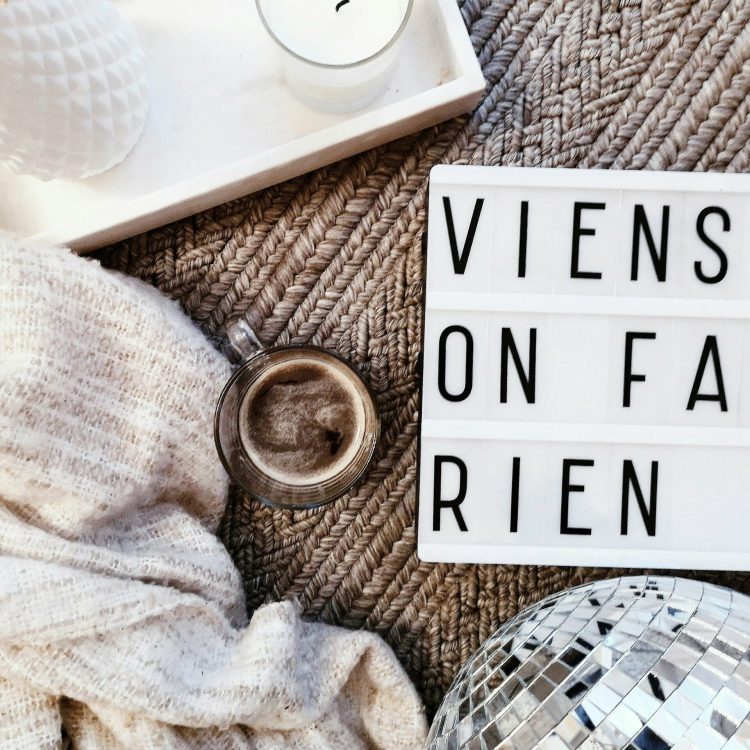 cocooning- en famille- weekend- chill- repos- slow- wlowlife- ralentir- créer- entre filles- femme- diy- box- mensuel- abonnement- kit- kits- créatifs- atelier- do it yourself- septembre- automne- activités- idée- sorties- loisirs créatifs- activités manuelles- tuto- tutos- couture- débutant- tricot-tricoter-laine-aiguille-créativité- fait main- cadeau original